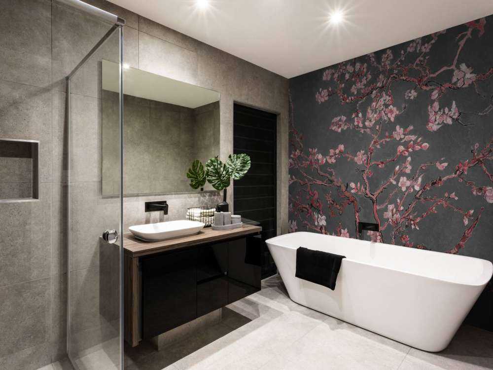 Amandelbloesem met een rode tint