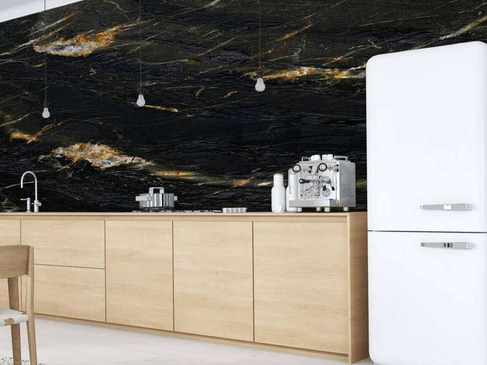 Donker marmer met strepen