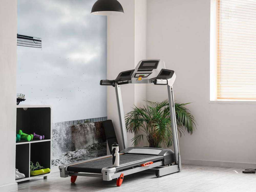 Molen met storm golven