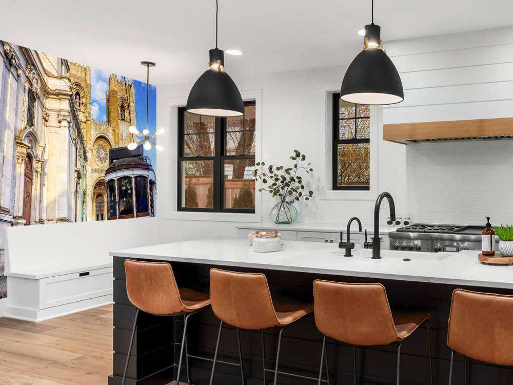 Oude gele tram in Lissabon