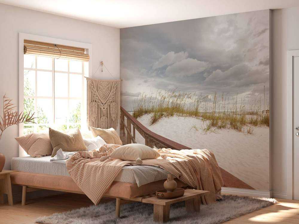 Houten brug over een duin