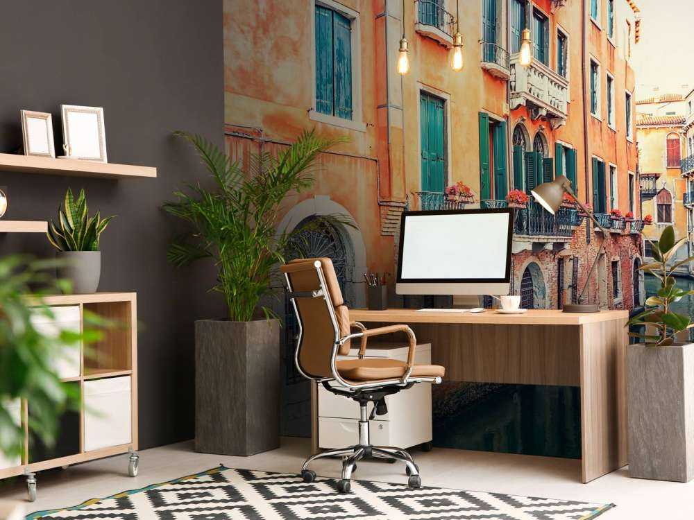 Warme gevels langs Venetiaanse gracht