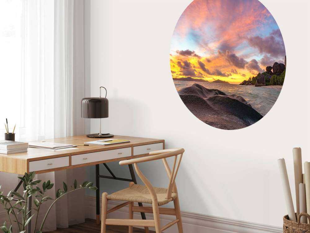 Zonsondergang op tropisch strand