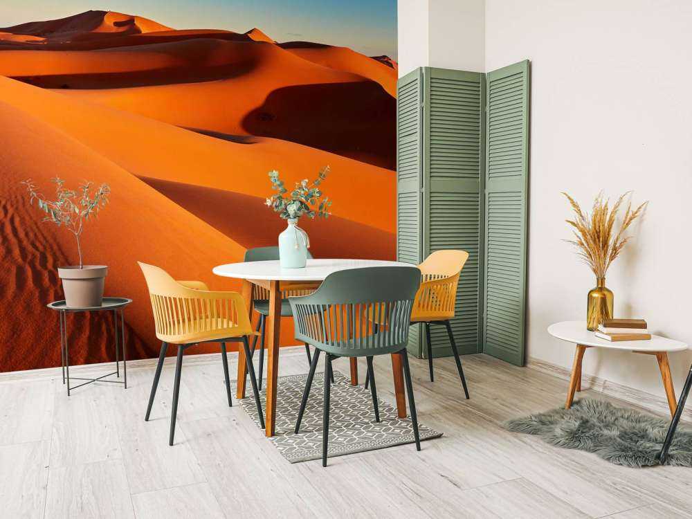 Woestijn tijdens de zonsondergang