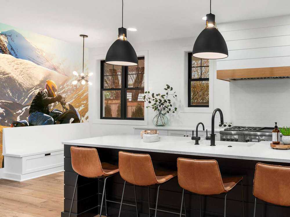 Zwarte motor in de winter