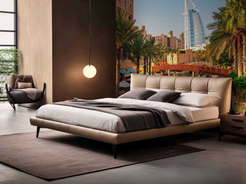 Burj Al Arab met palmbomen op de voorgrond