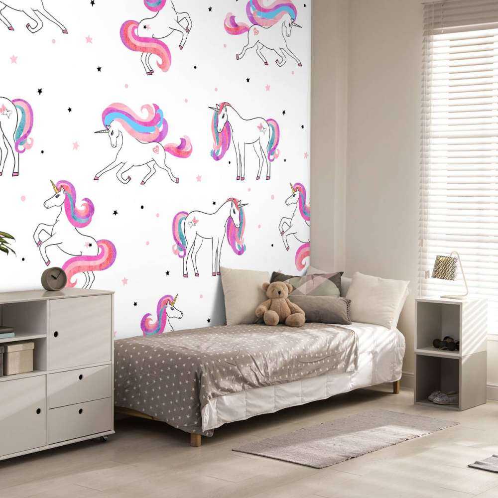 Eenhoorns met roze manen