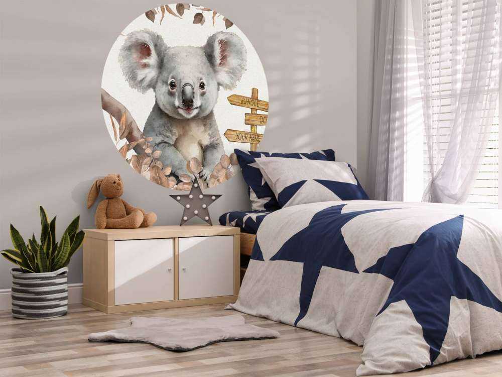 Baby koala in de jungle taupe