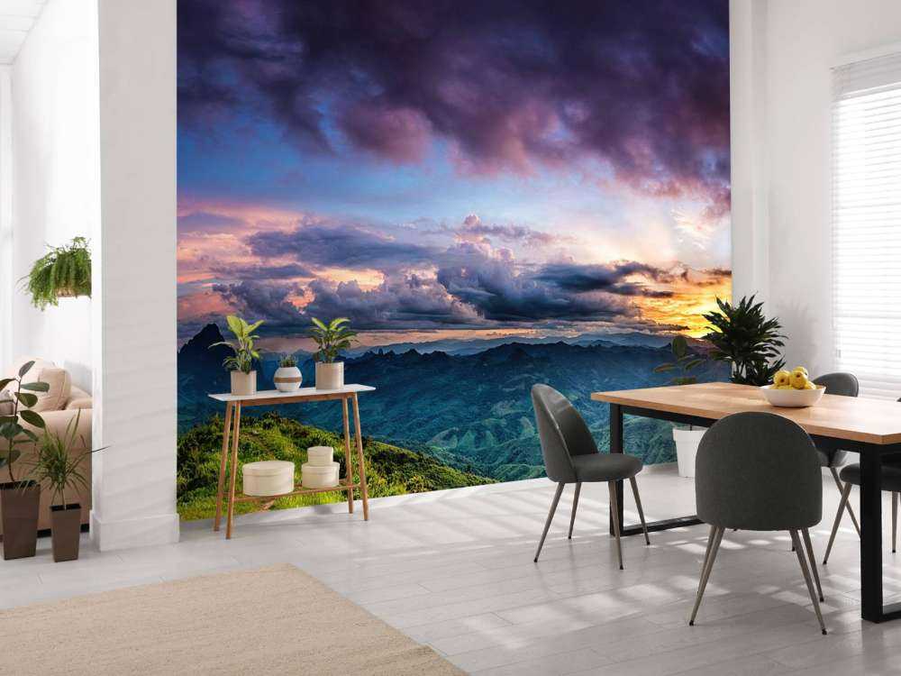 Zonsondergang over een berg