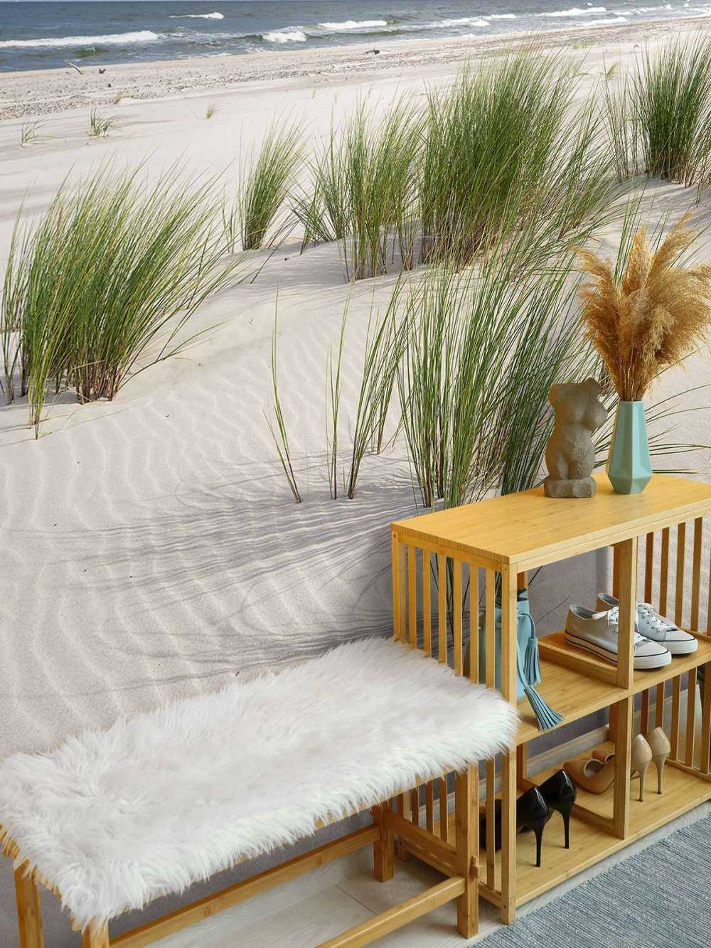 Strand met duinplanten