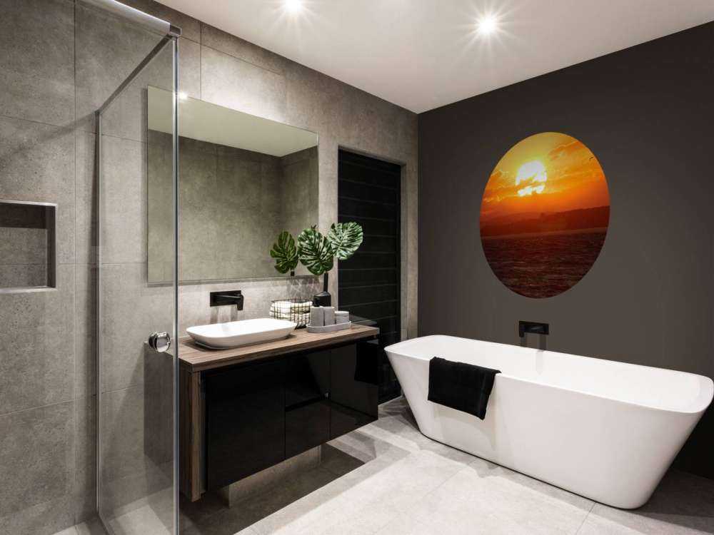 Prachtige zonsondergang bij een meer