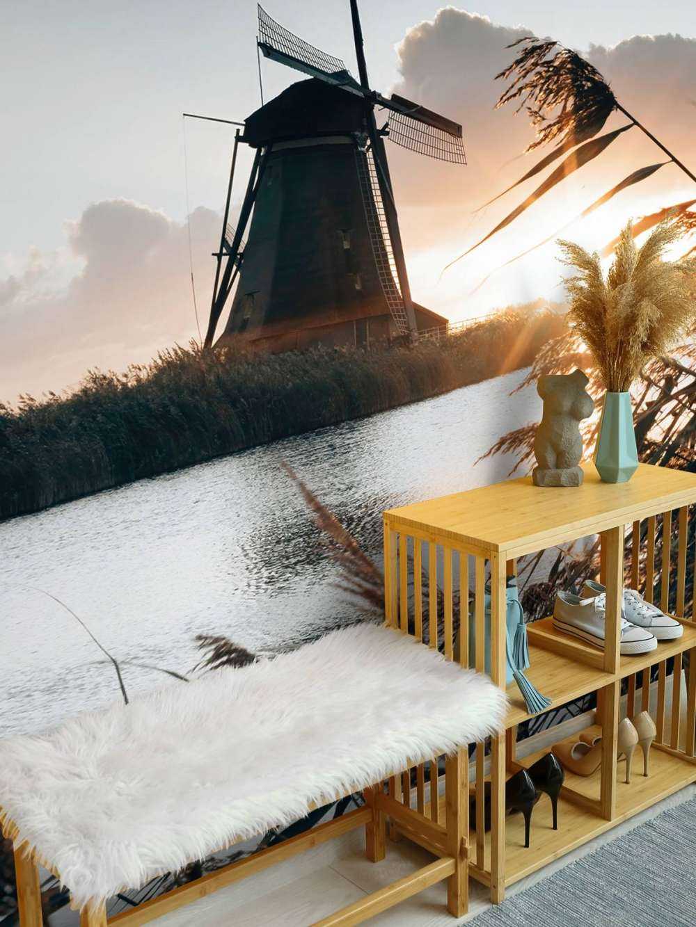 Windmolen bij zonsopkomst