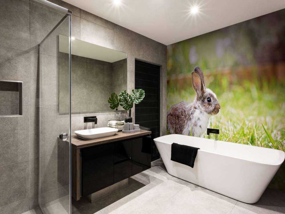 Schattig konijntje in een tuin