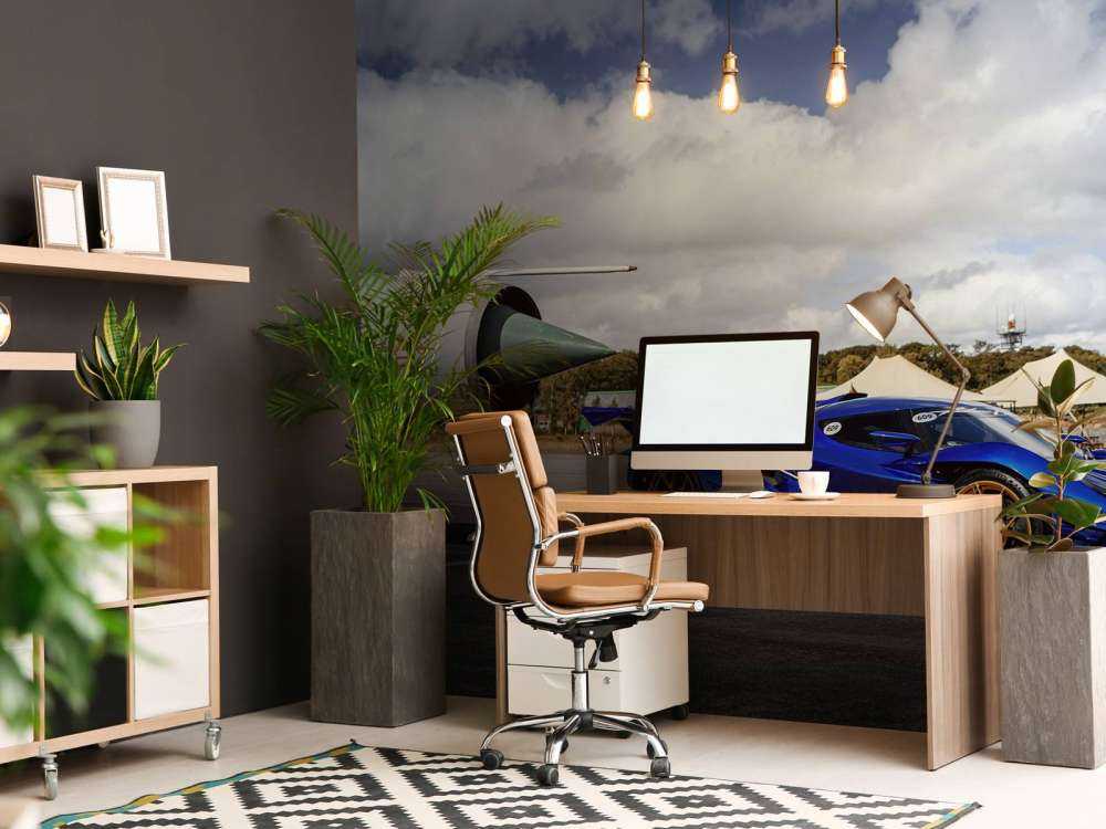 Futuristische supercar op vliegveld