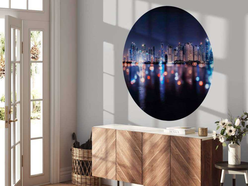 Nachtelijke skyline aan het water