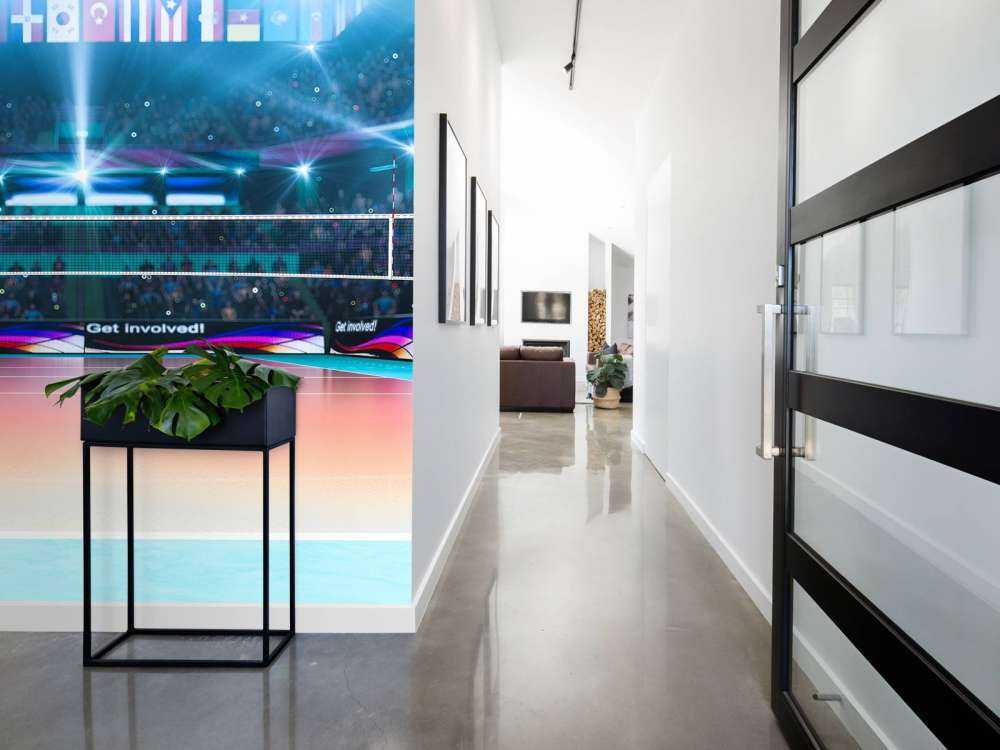 Modern volleybalveld op de lengte