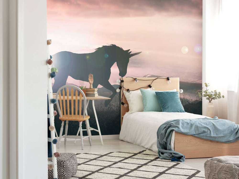 Unicorn bij een zonsondergang