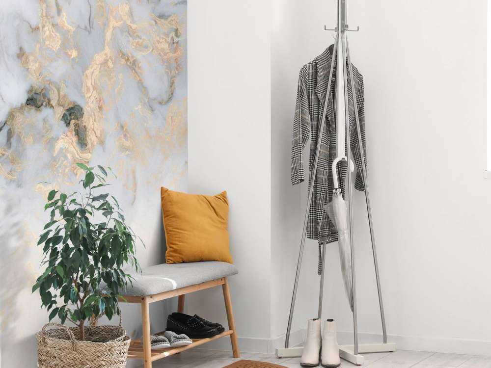 Wit natuursteen met goud