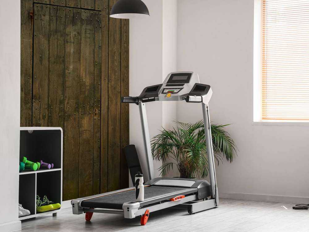 Houten muur met deur