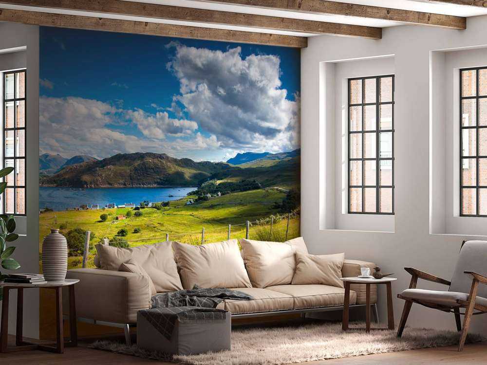 Afgelegen weilanden in een berglandschap