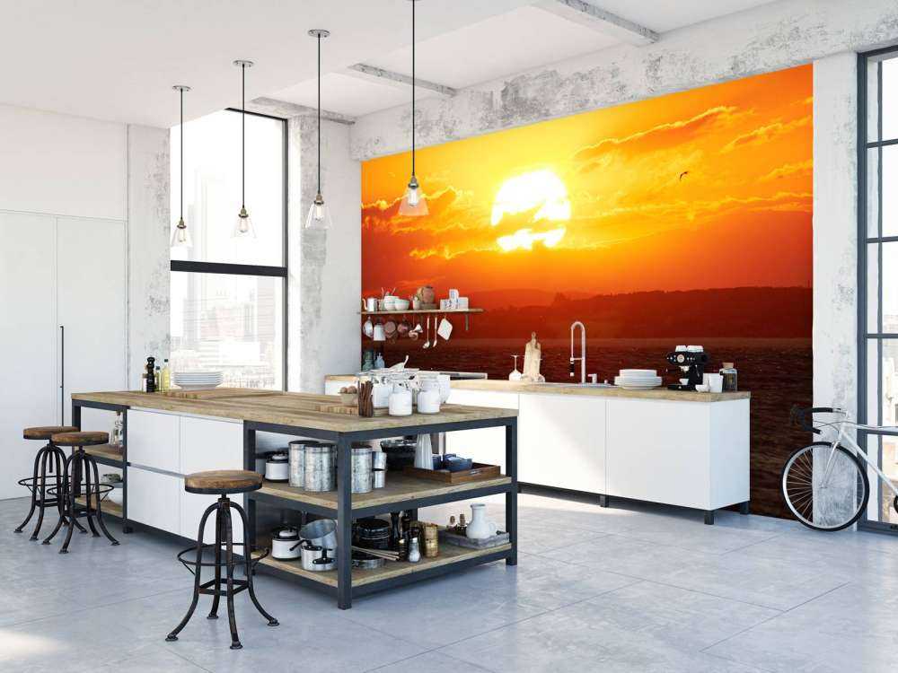 Prachtige zonsondergang bij een meer