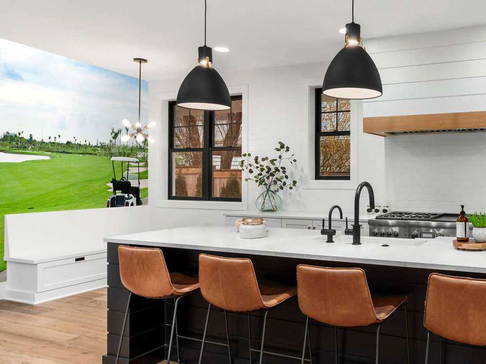 Golfbaan met een golfwagen