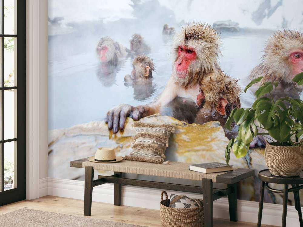 Sneeuwapen genieten van het warme water