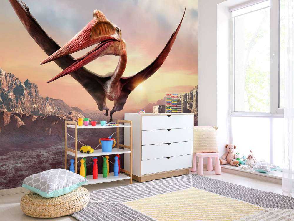 Quetzalcoatlus vliegend over bergen