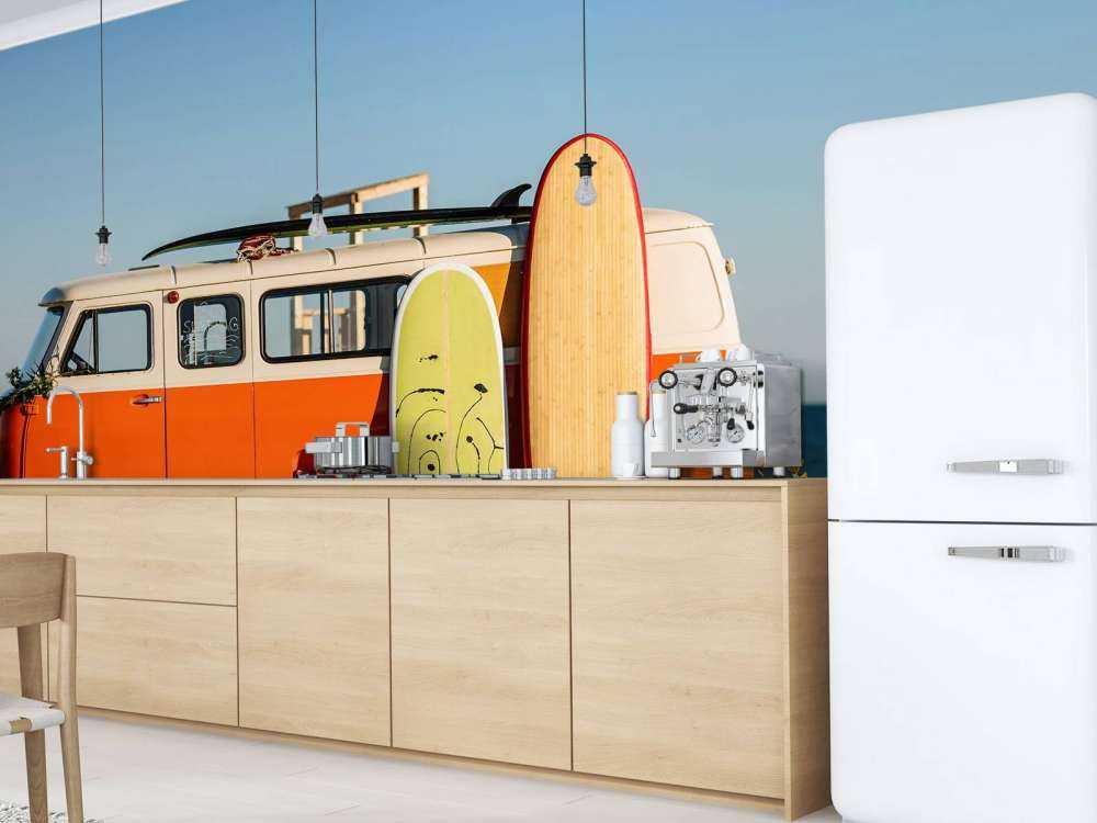 Bus met surfplank
