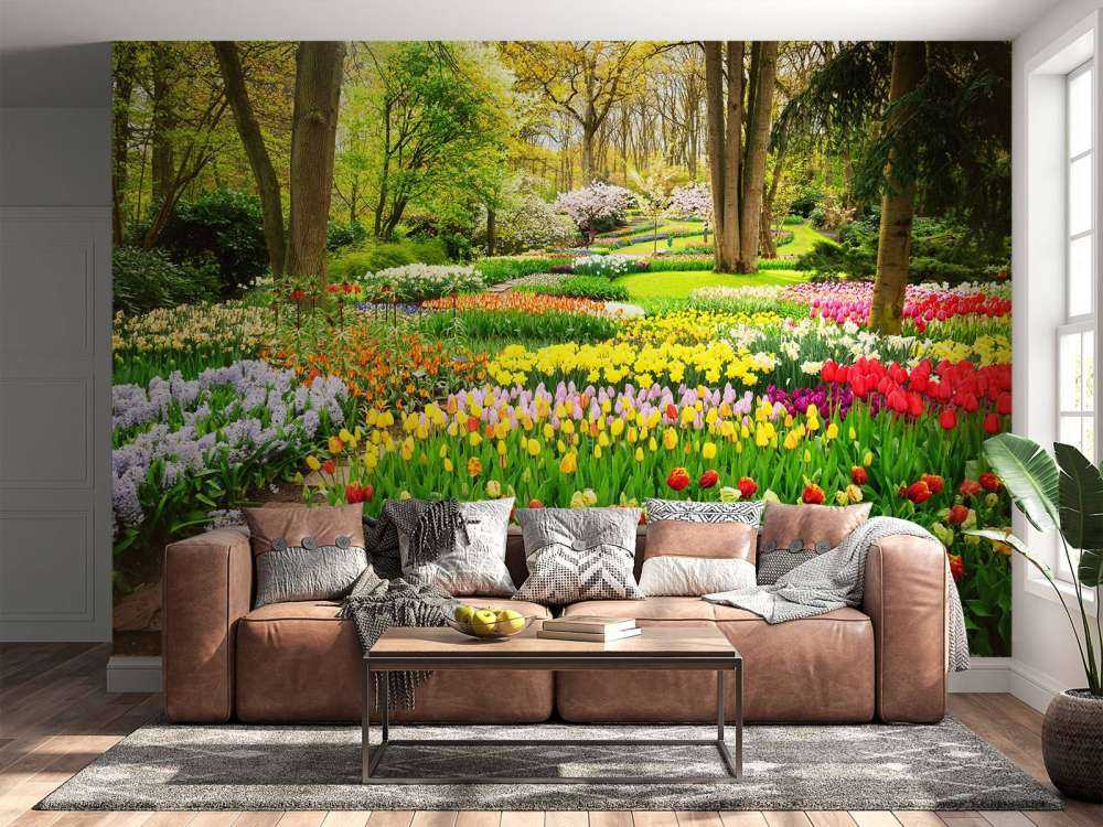 Tulpencreaties in een park