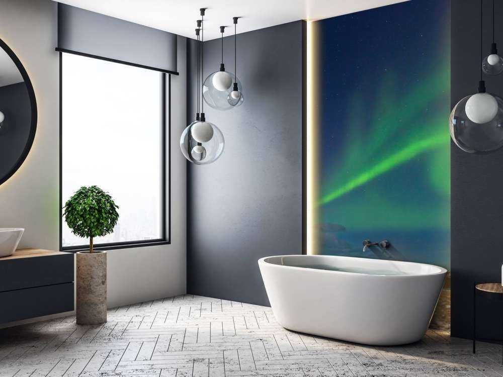 Noorderlicht boven een kerkje