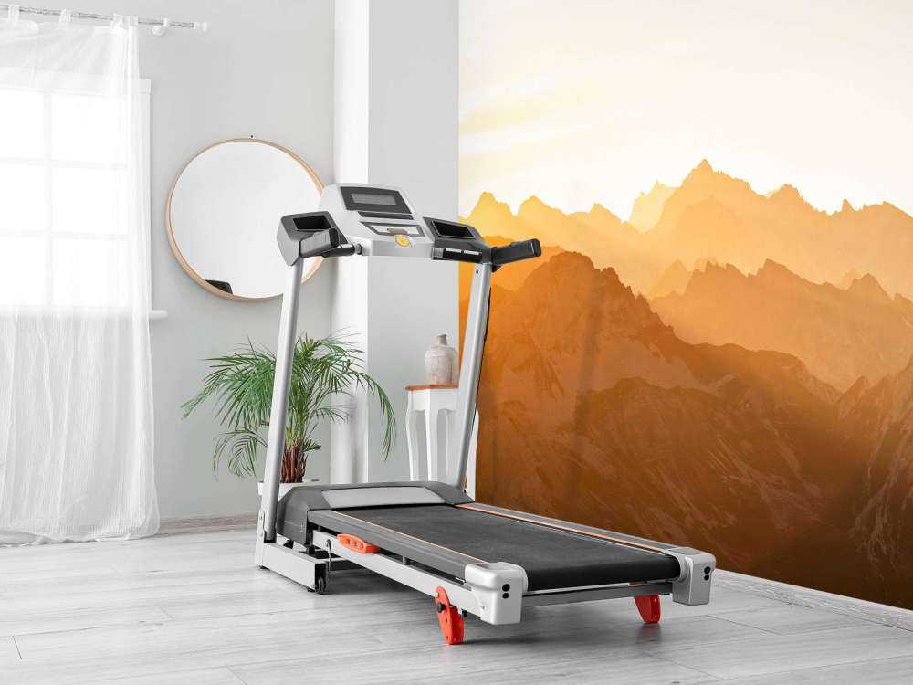 Gouden bergen bij zonsopkomst