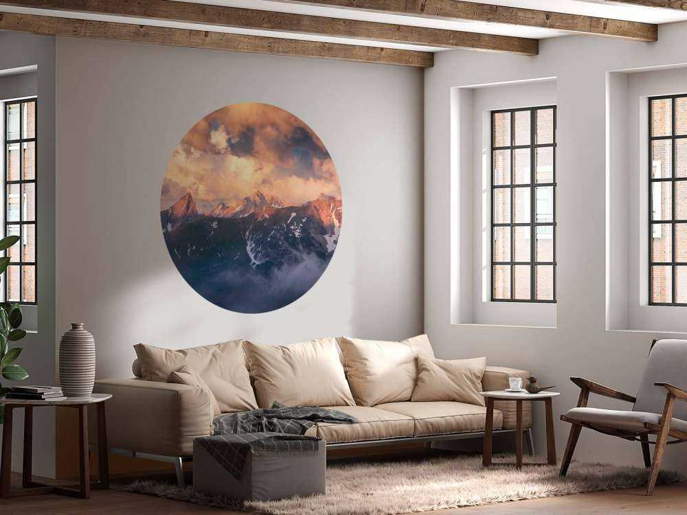 Avondlicht op bergkam