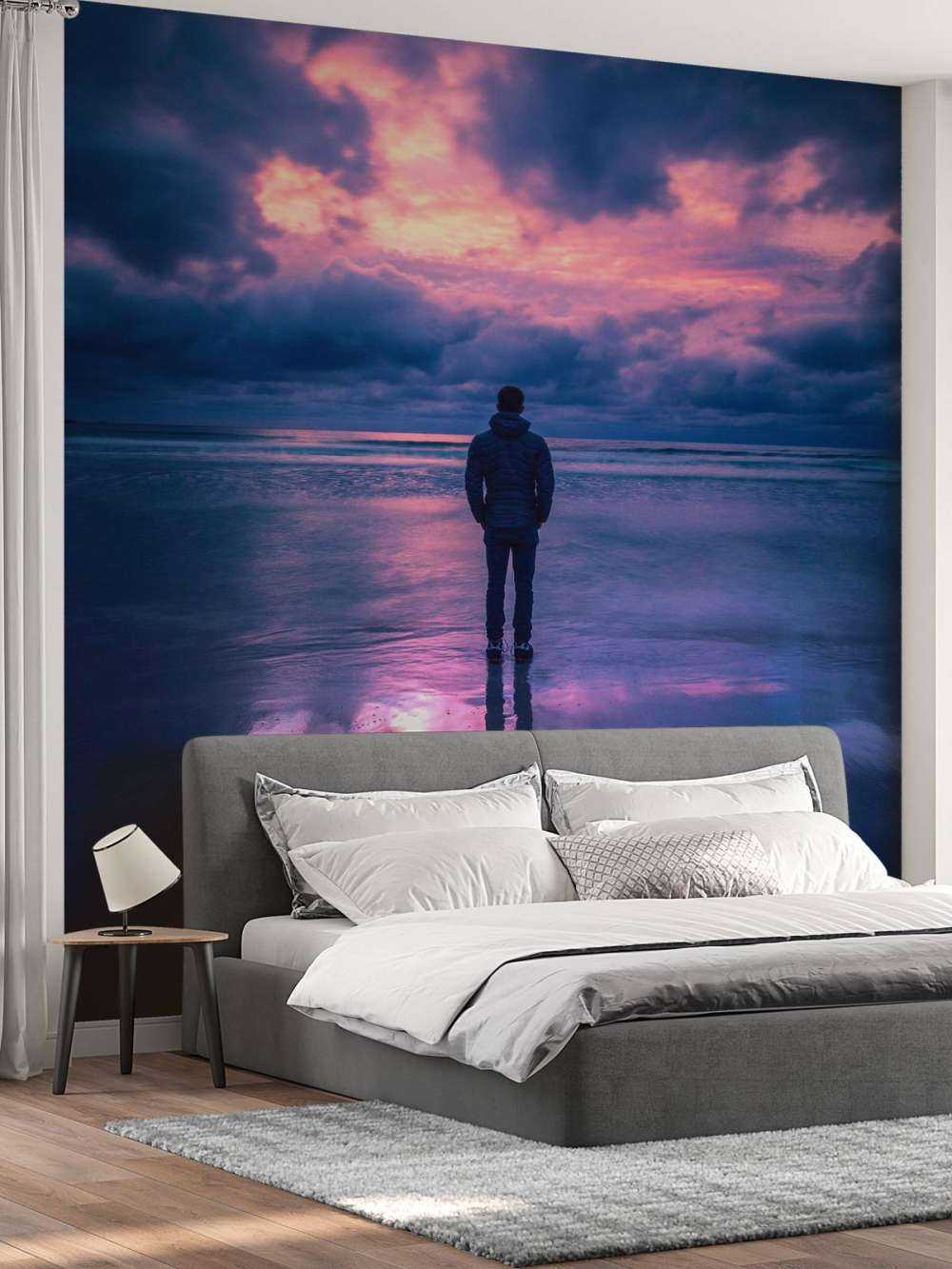 Paarse schemering aan stille kust