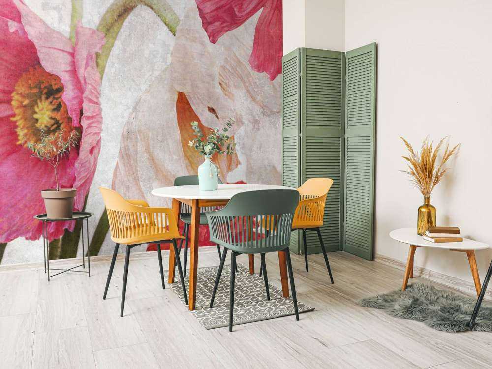 Dansende klaprozen in zomerlucht