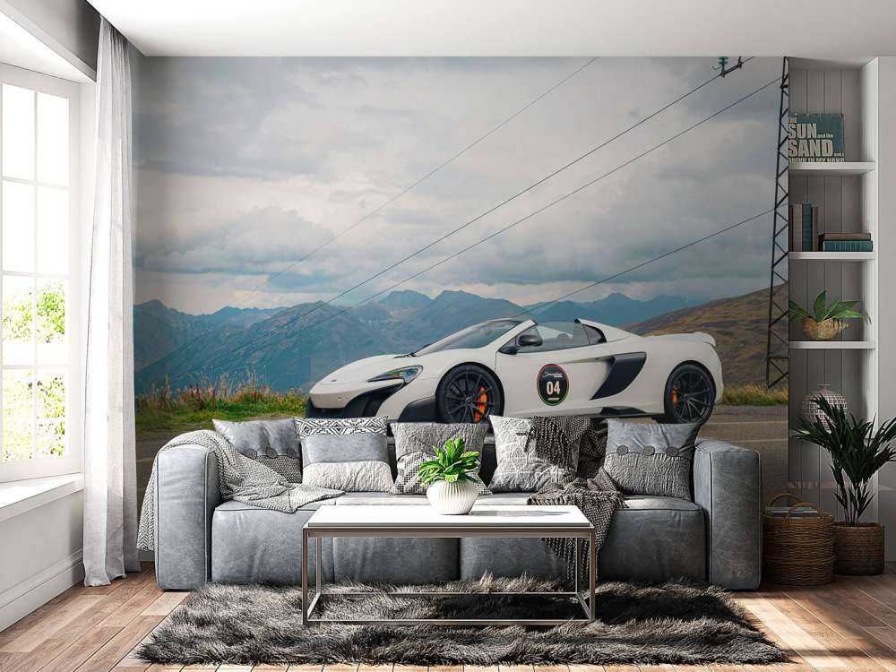 McLaren 675LT Spider Bergpanorama