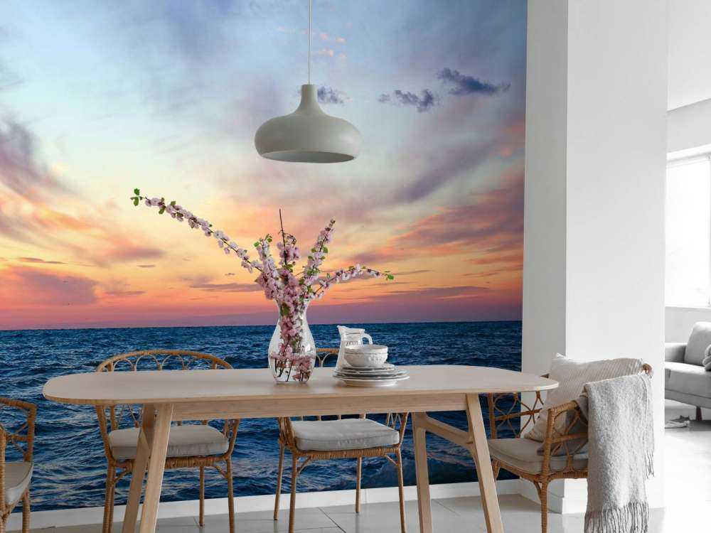 Zonsondergang op open zee