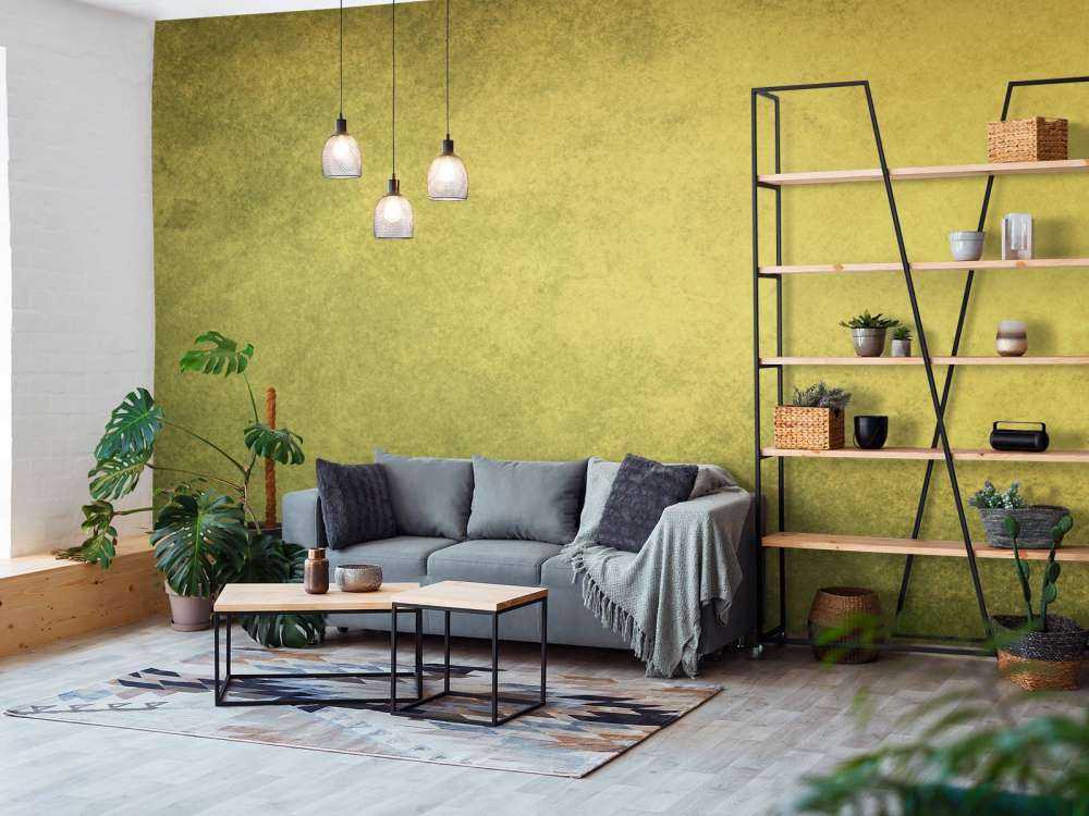 Oude geel-groene muur