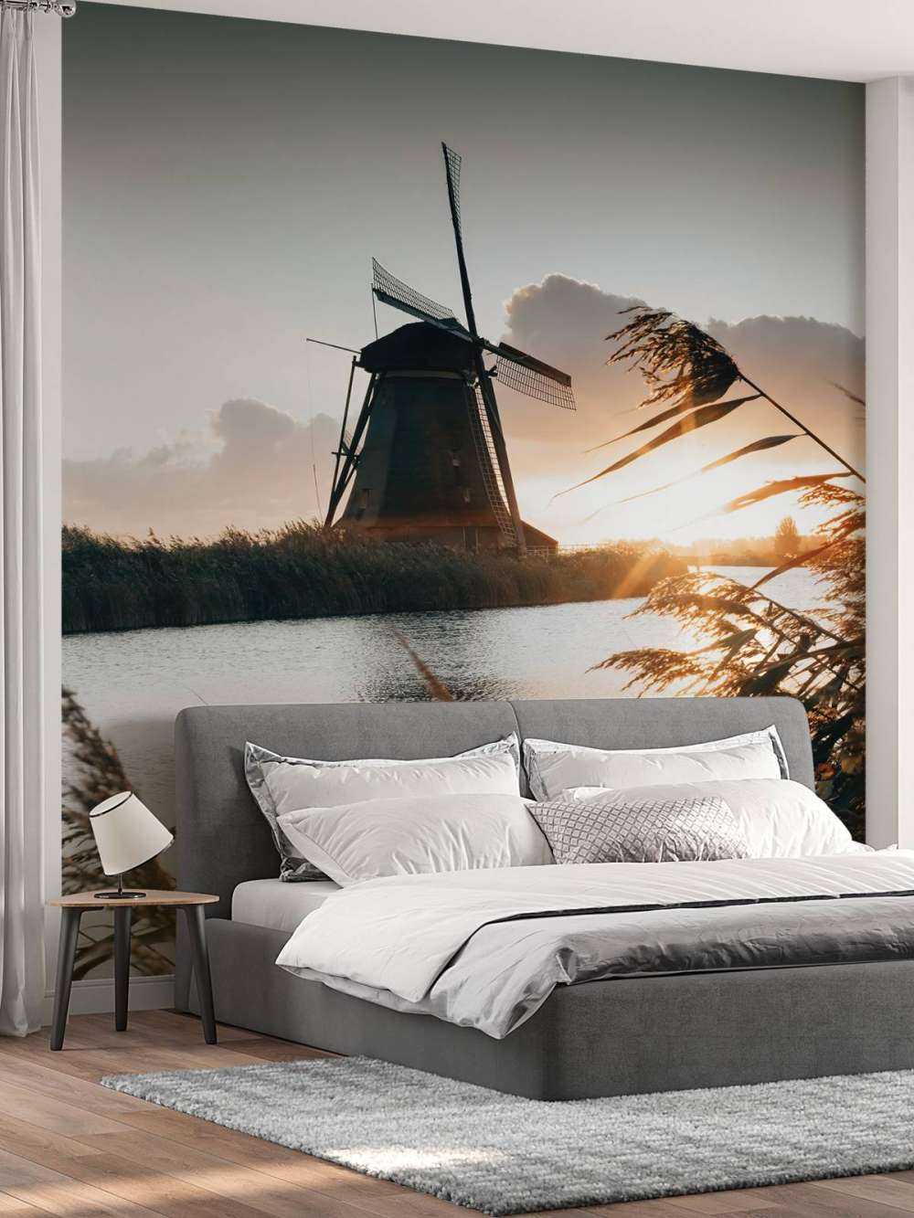 Windmolen bij zonsopkomst