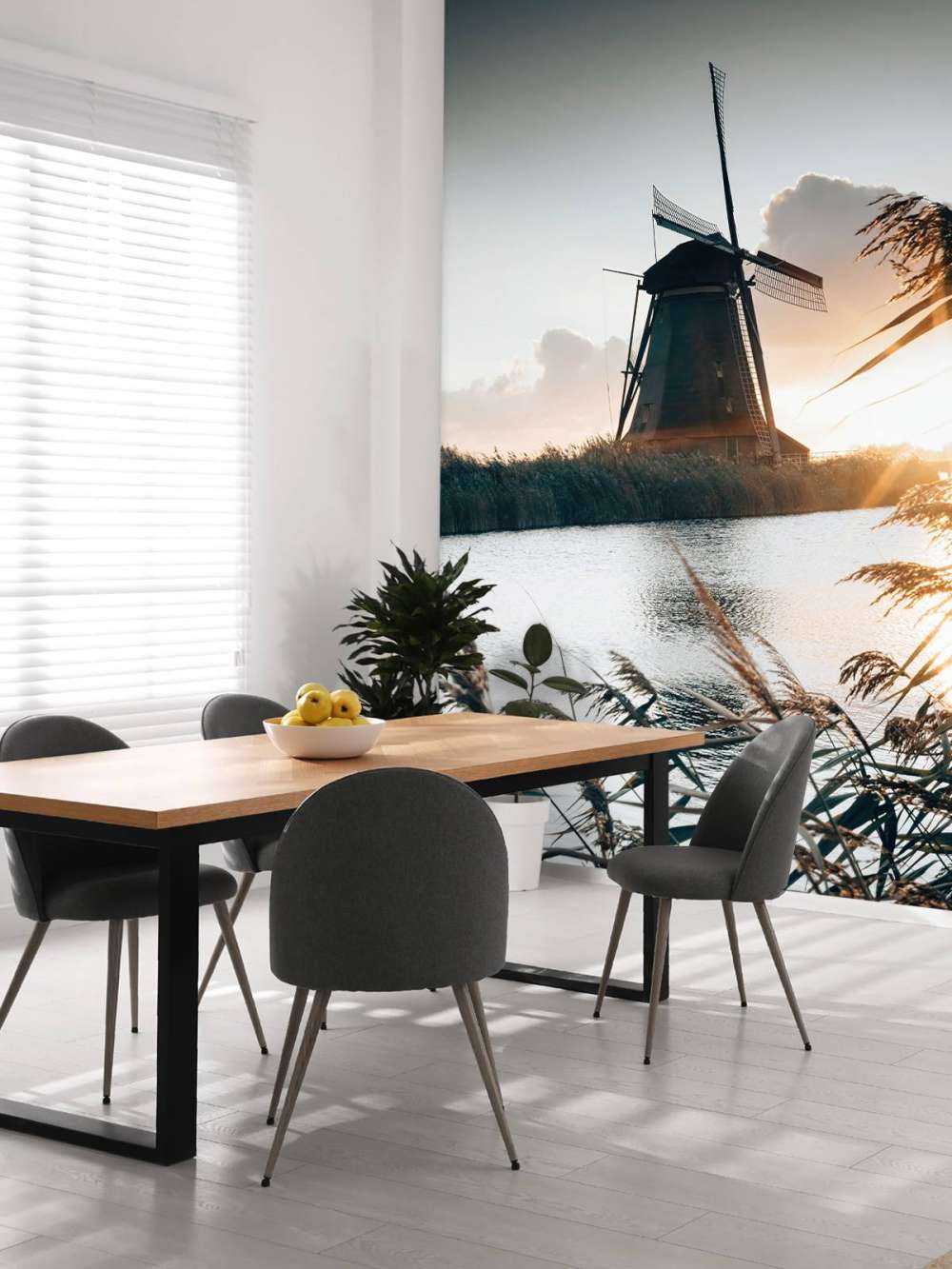 Windmolen bij zonsopkomst