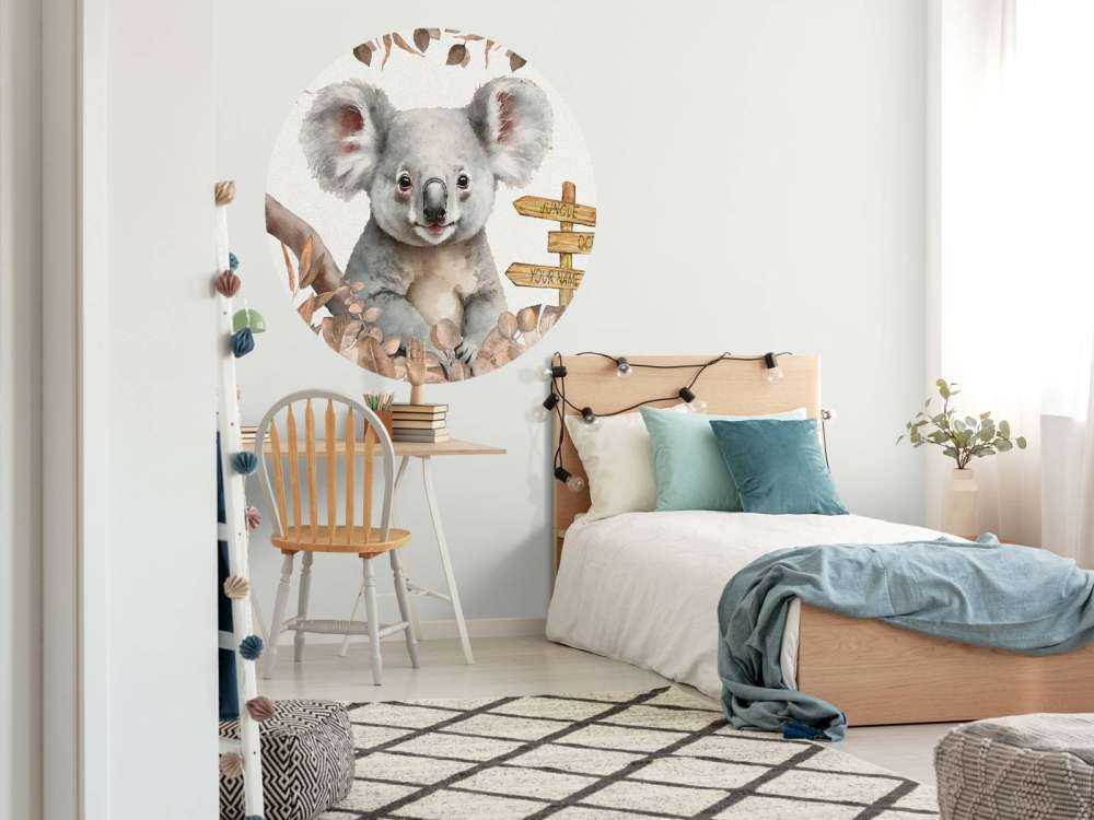 Baby koala in de jungle taupe