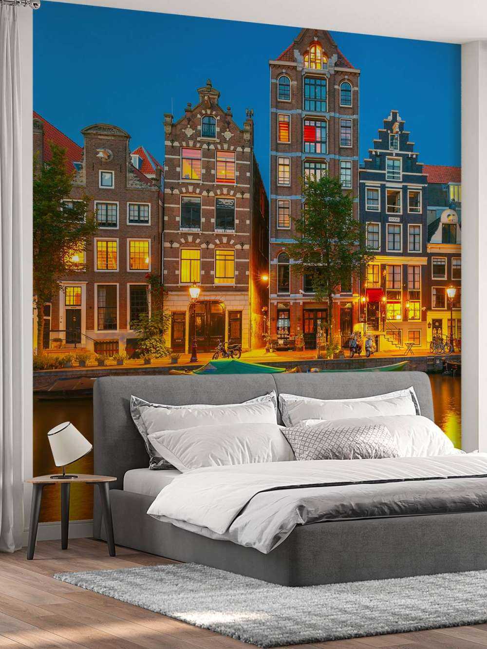 Verlichte gracht
