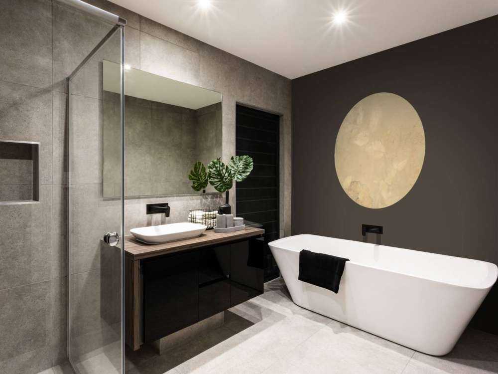 Weegbree en wilde geranium - tegenlicht