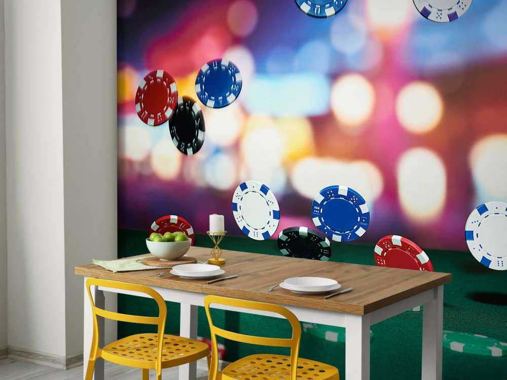 Pokerchips op een pokertafel