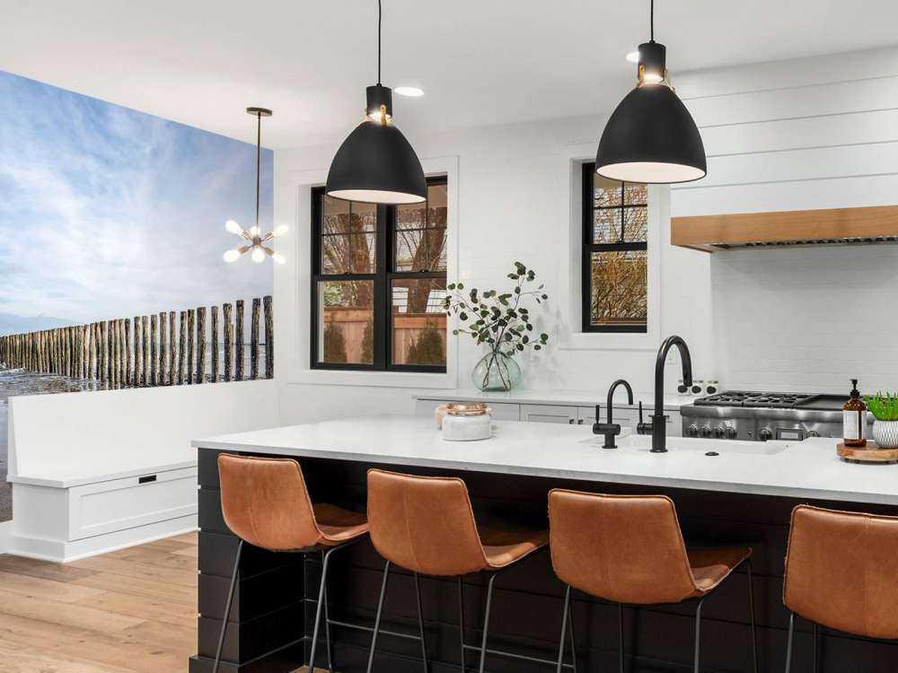 Houten golfbreker aan de kust bij Cadzand bad