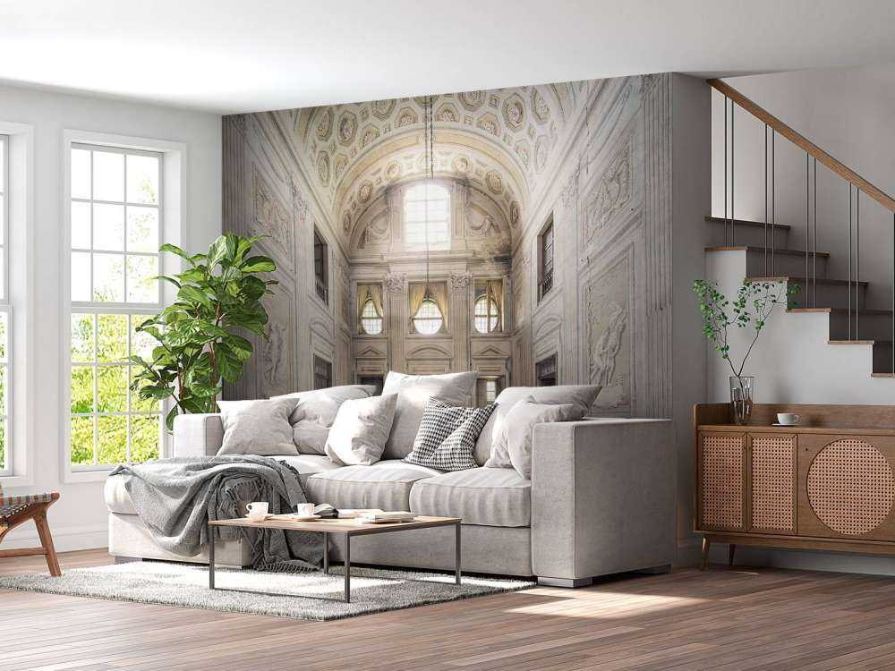 Neoklassieke Hal in Verval