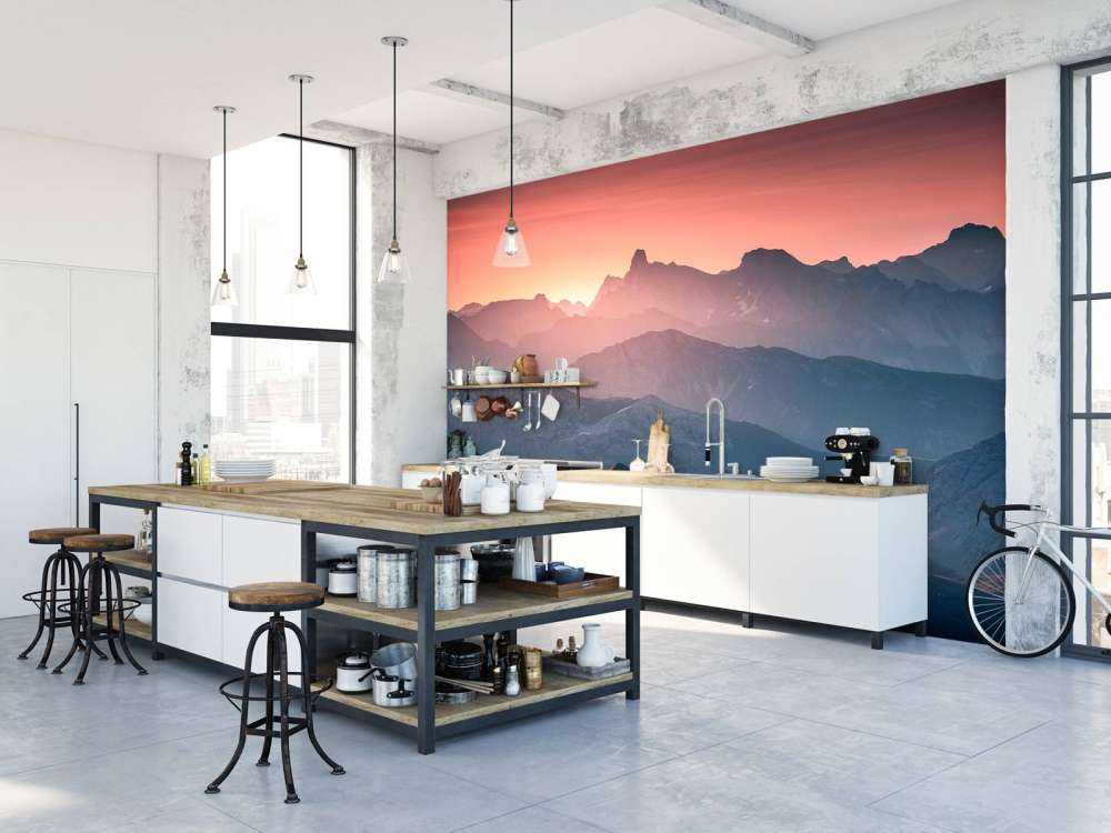 Bergen in zacht avondlicht