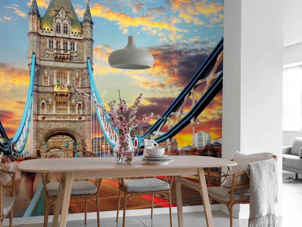 De London Tower Bridge bij zonsondergang