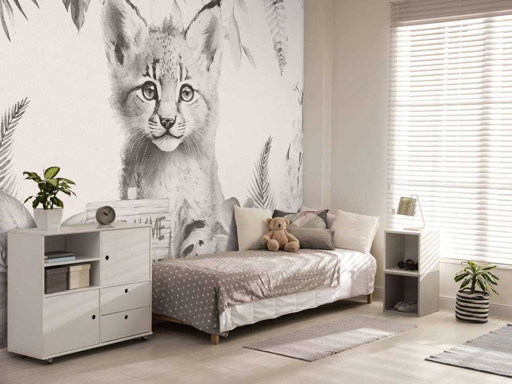 Baby lynx in de jungle beige