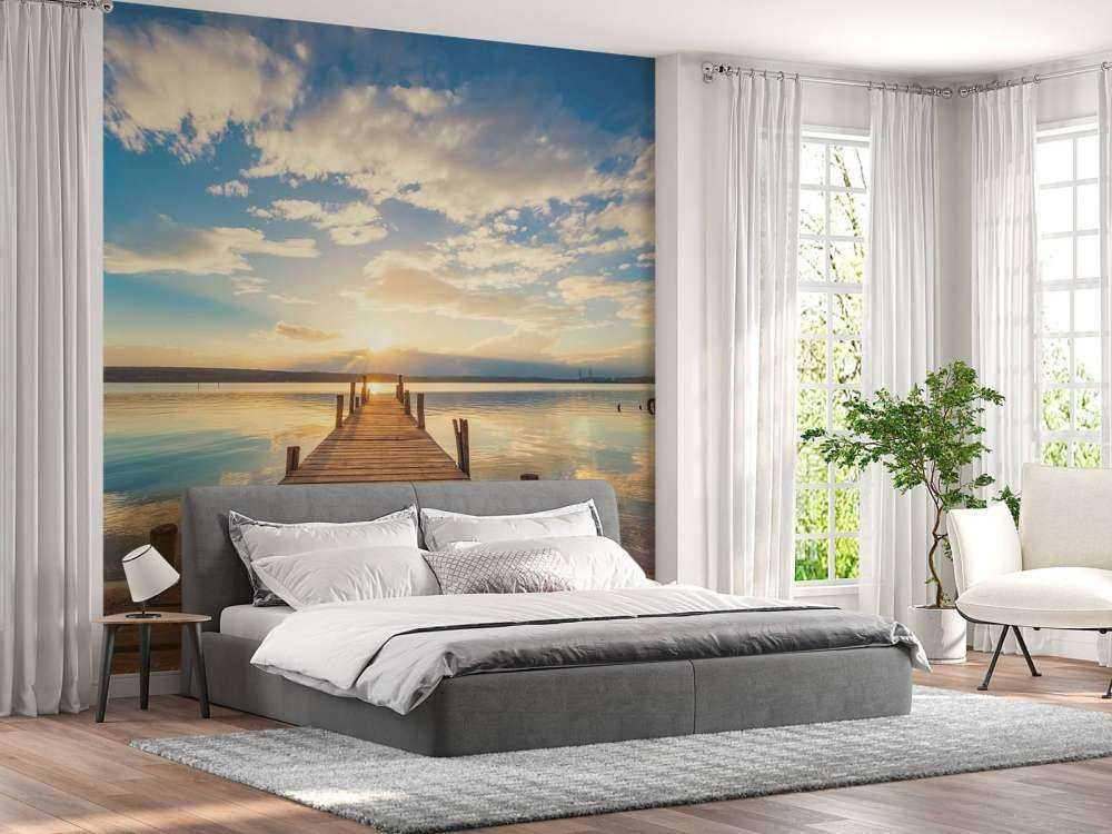 Steiger aan het meer